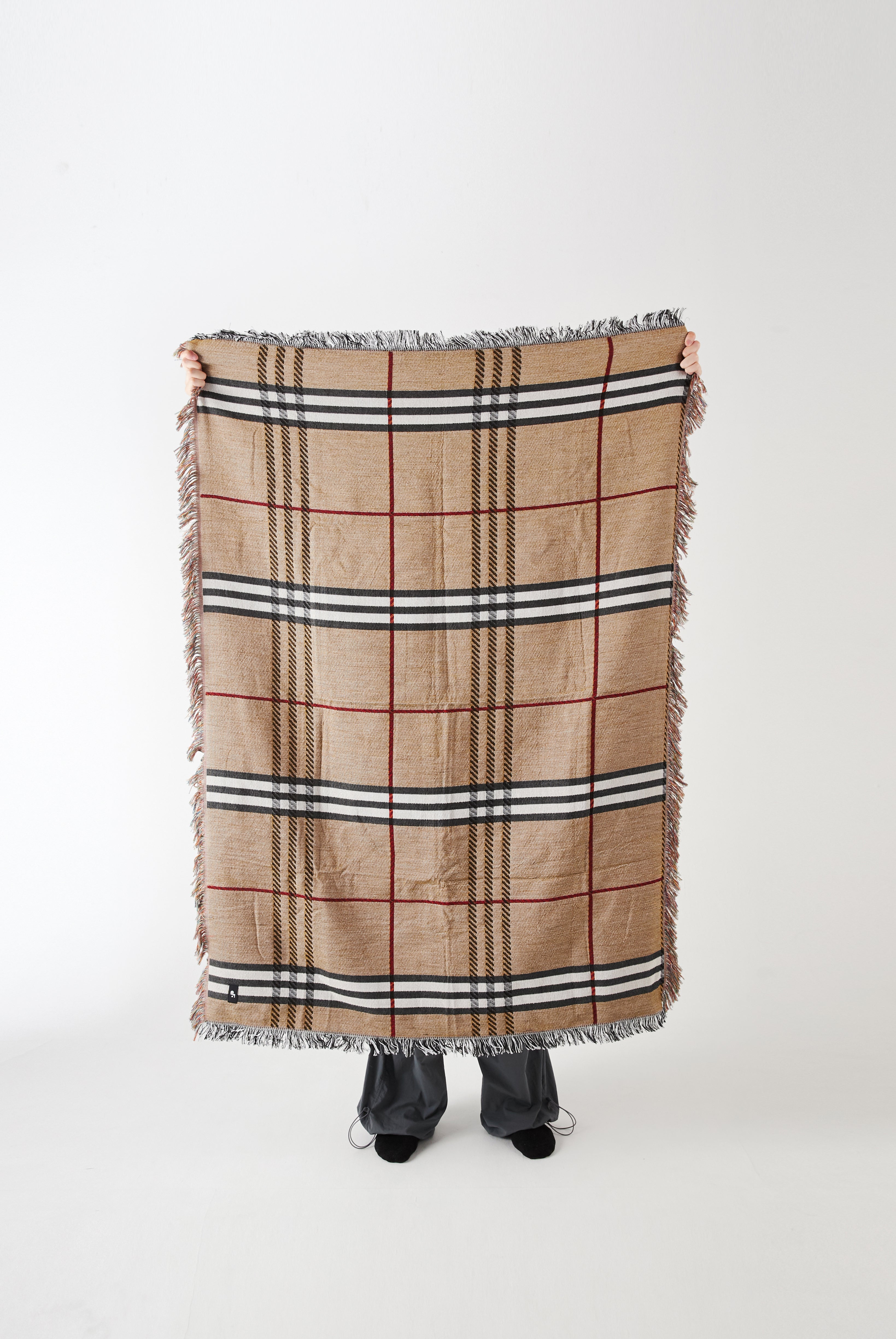 TRADITIONAL PATTERN THROWKET/HOUSE CHECK