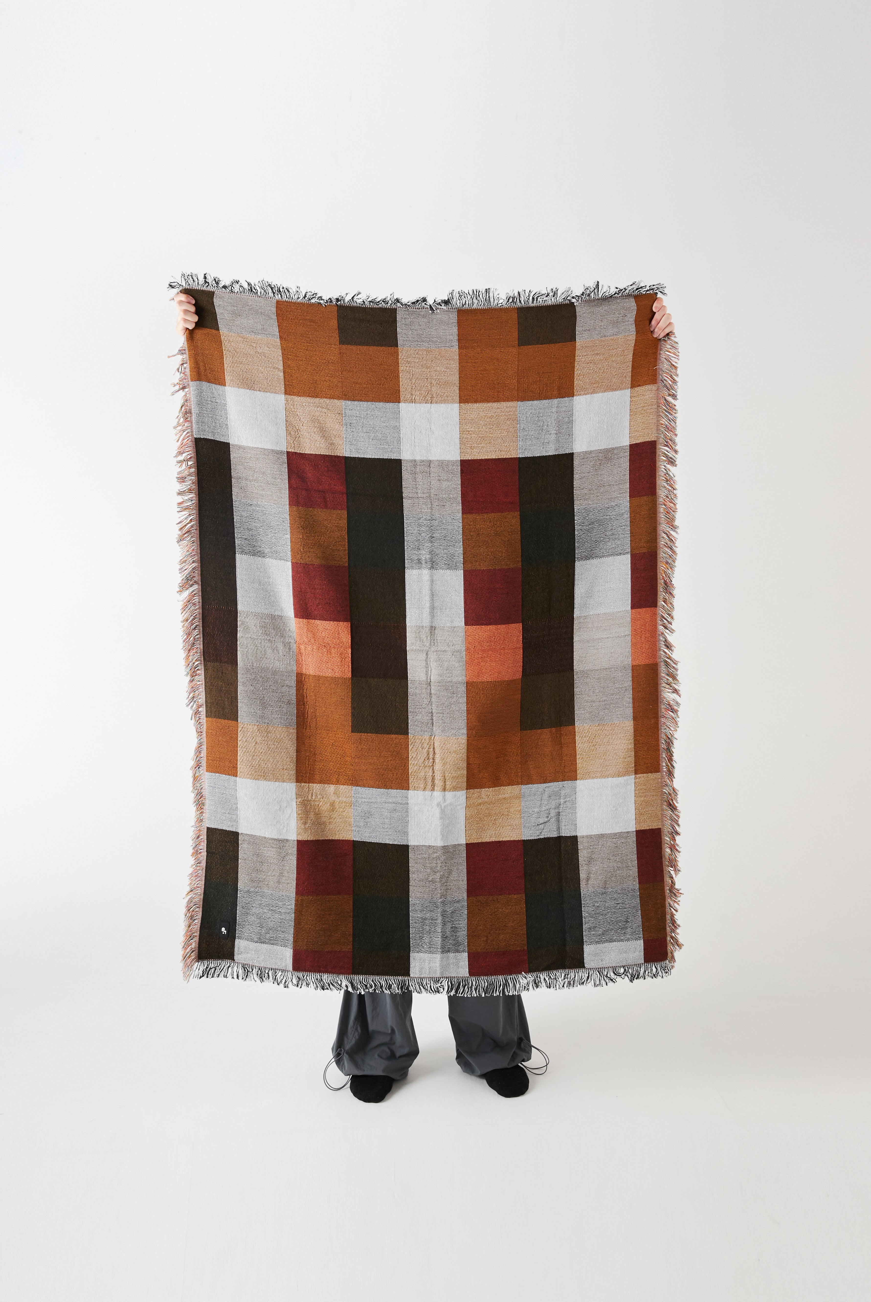 TRADITIONAL PATTERN THROWKET/PIXEL CHECK