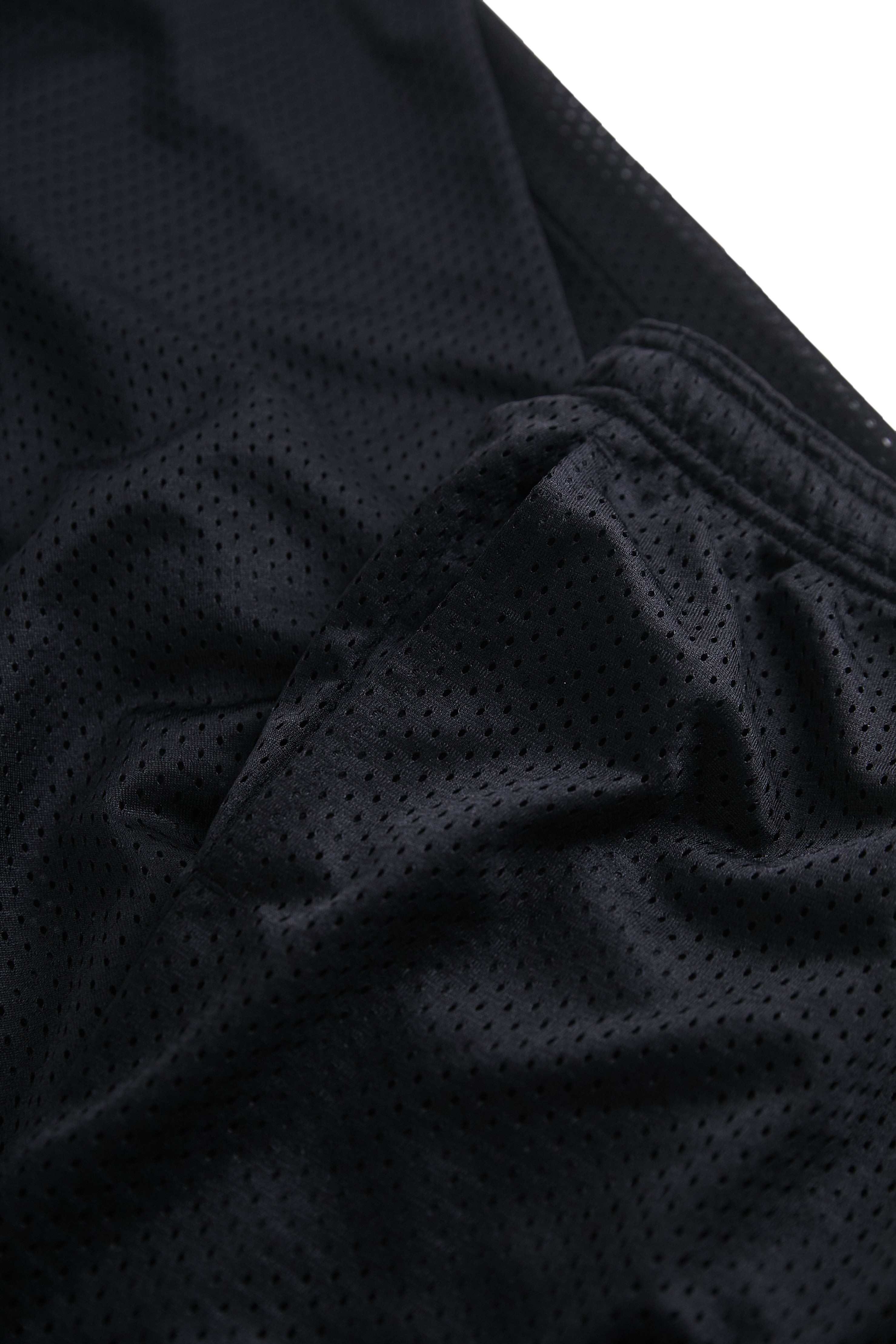 MESH EASY "28 / BLACK
