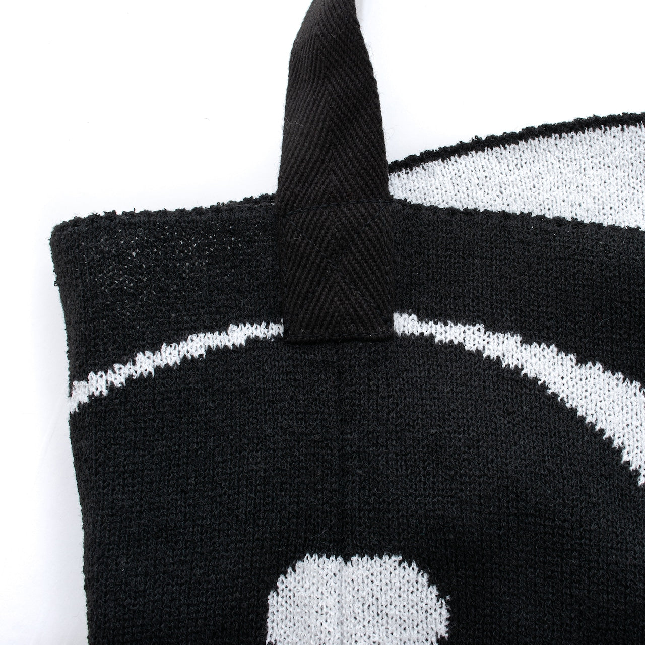 BIG YING YANG KNIT BAG