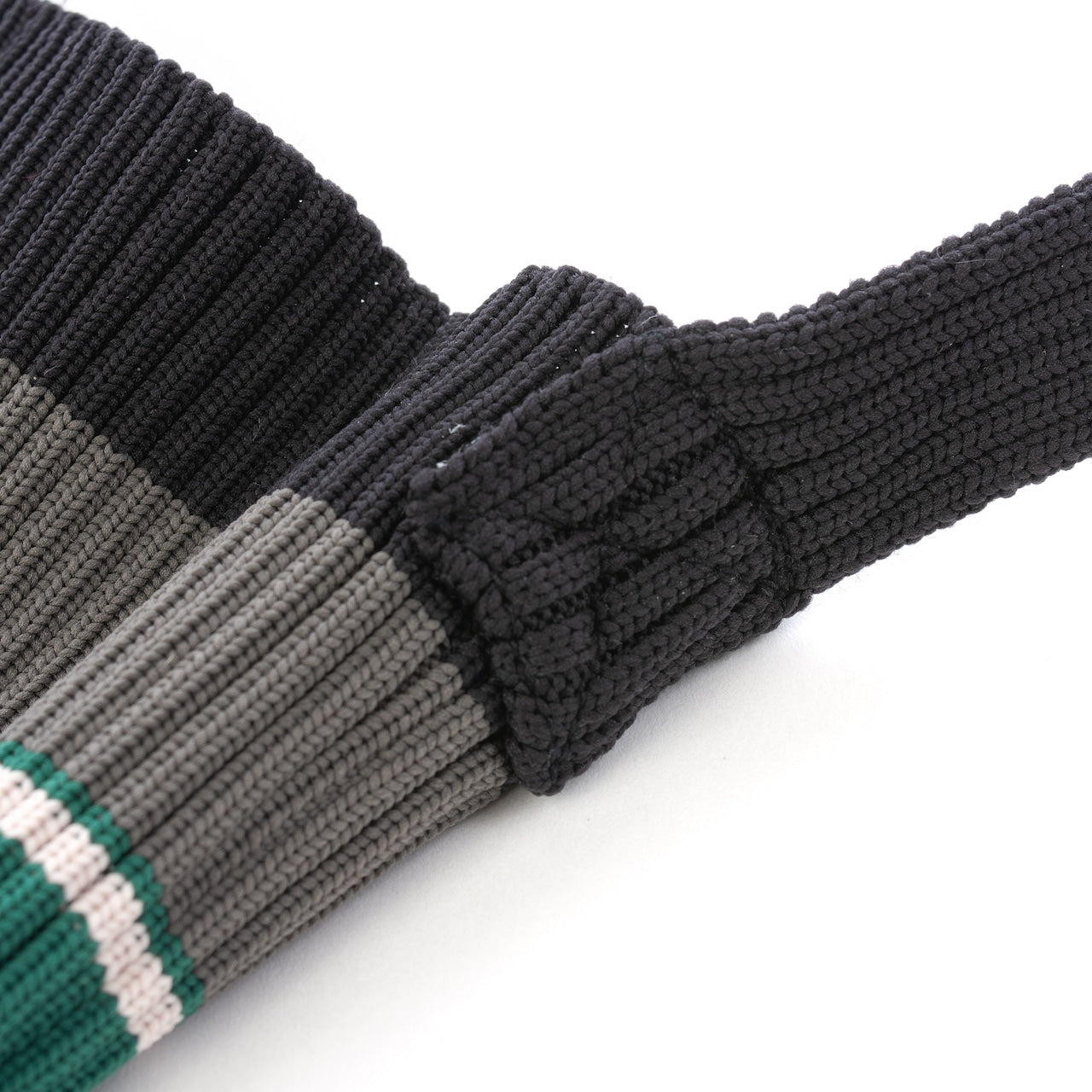 MULTI BORDER KNIT BAG(BLACK)