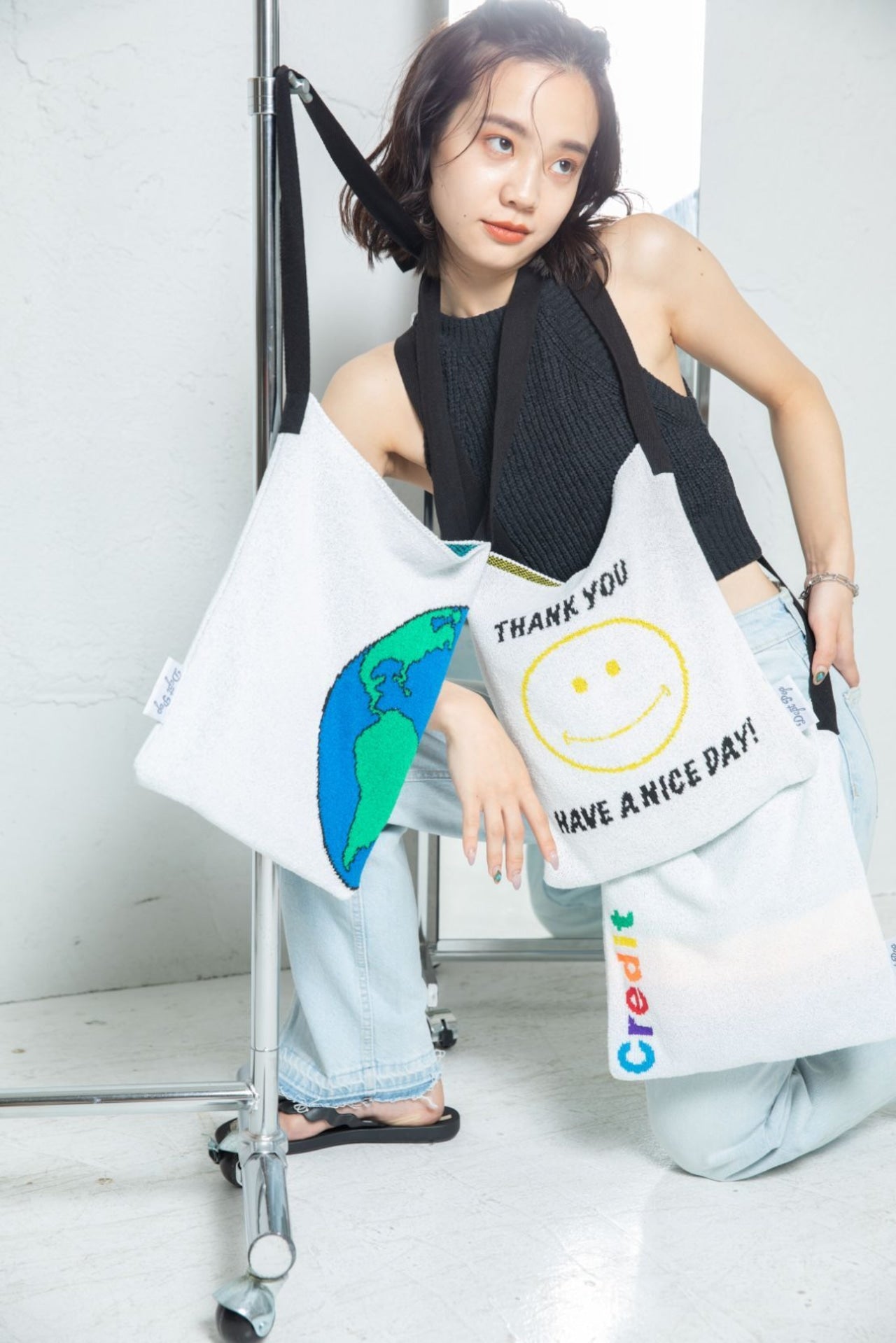 THANK YOU SMILEY KNIT BAG